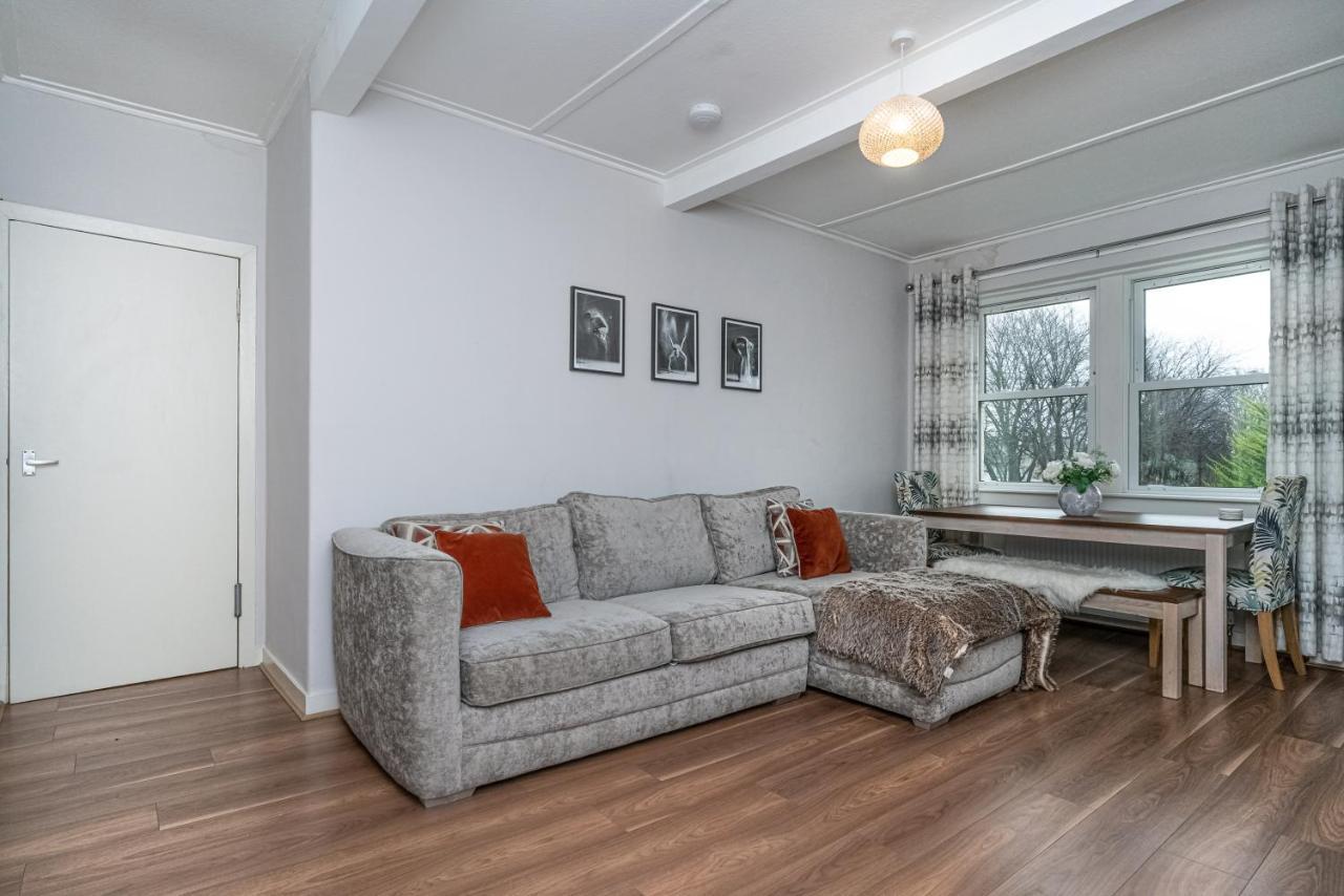 Pass The Keys Cosy And Spacious 2 Beds Flat With - Free Parking Édimbourg Extérieur photo