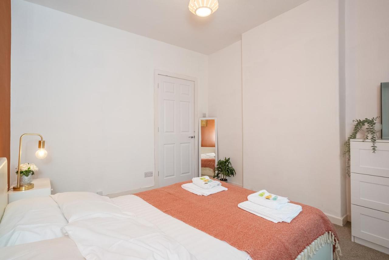 Pass The Keys Cosy And Spacious 2 Beds Flat With - Free Parking Édimbourg Extérieur photo